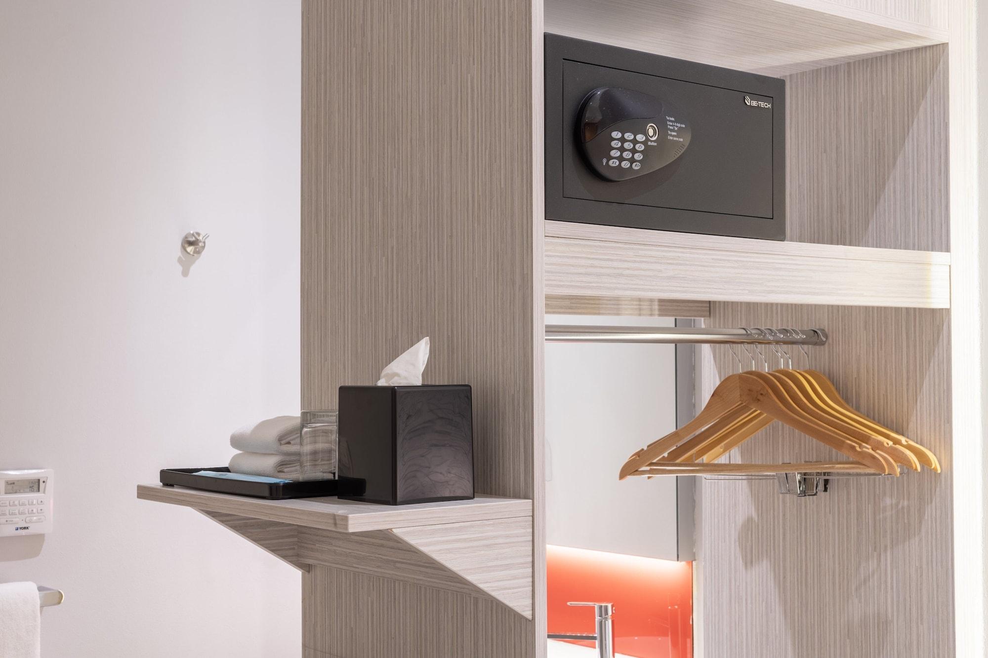 Holiday Inn Express & Suites Johor Bahru By Ihg Eksteriør billede